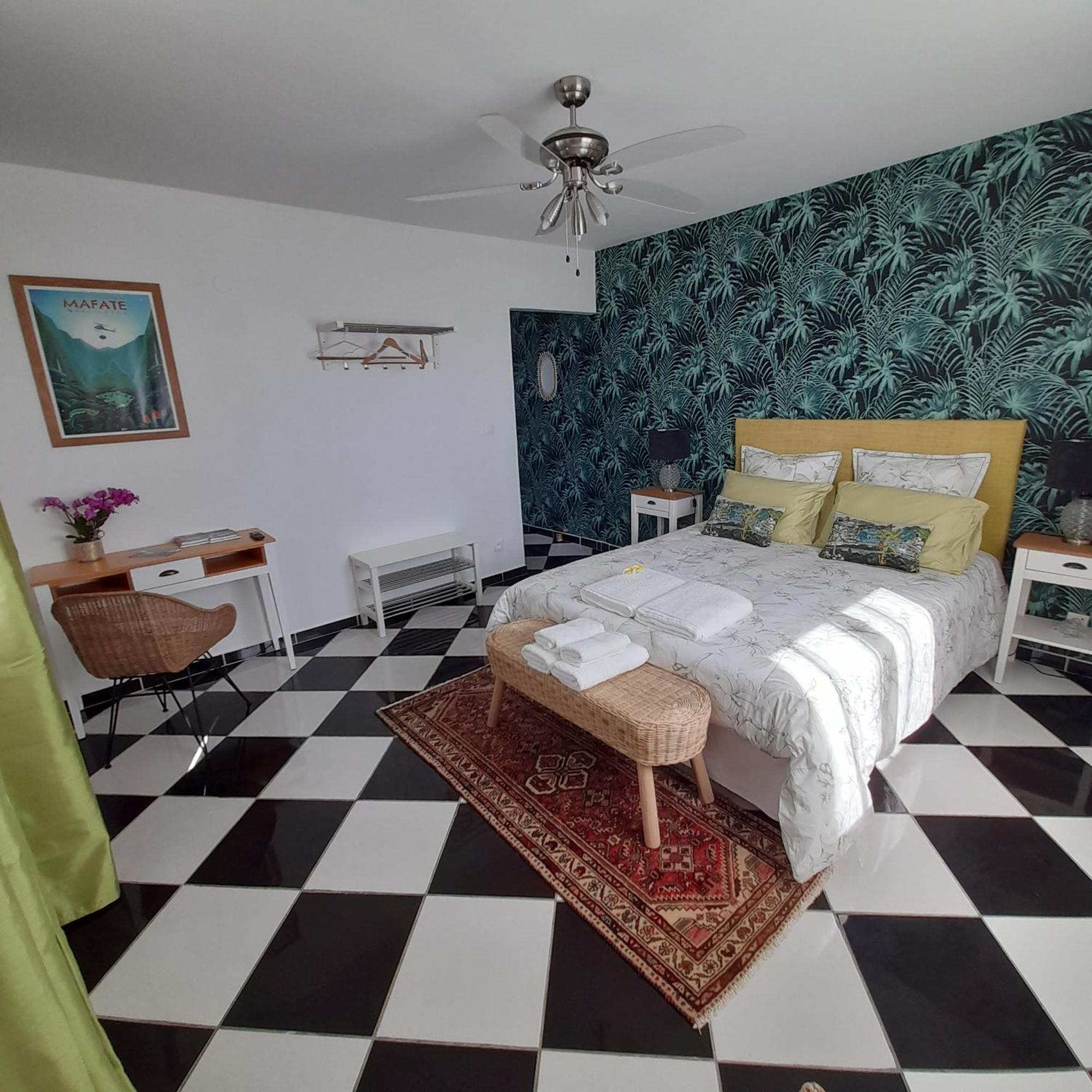 Villa Garriga Le Bois de Nefles  Room photo